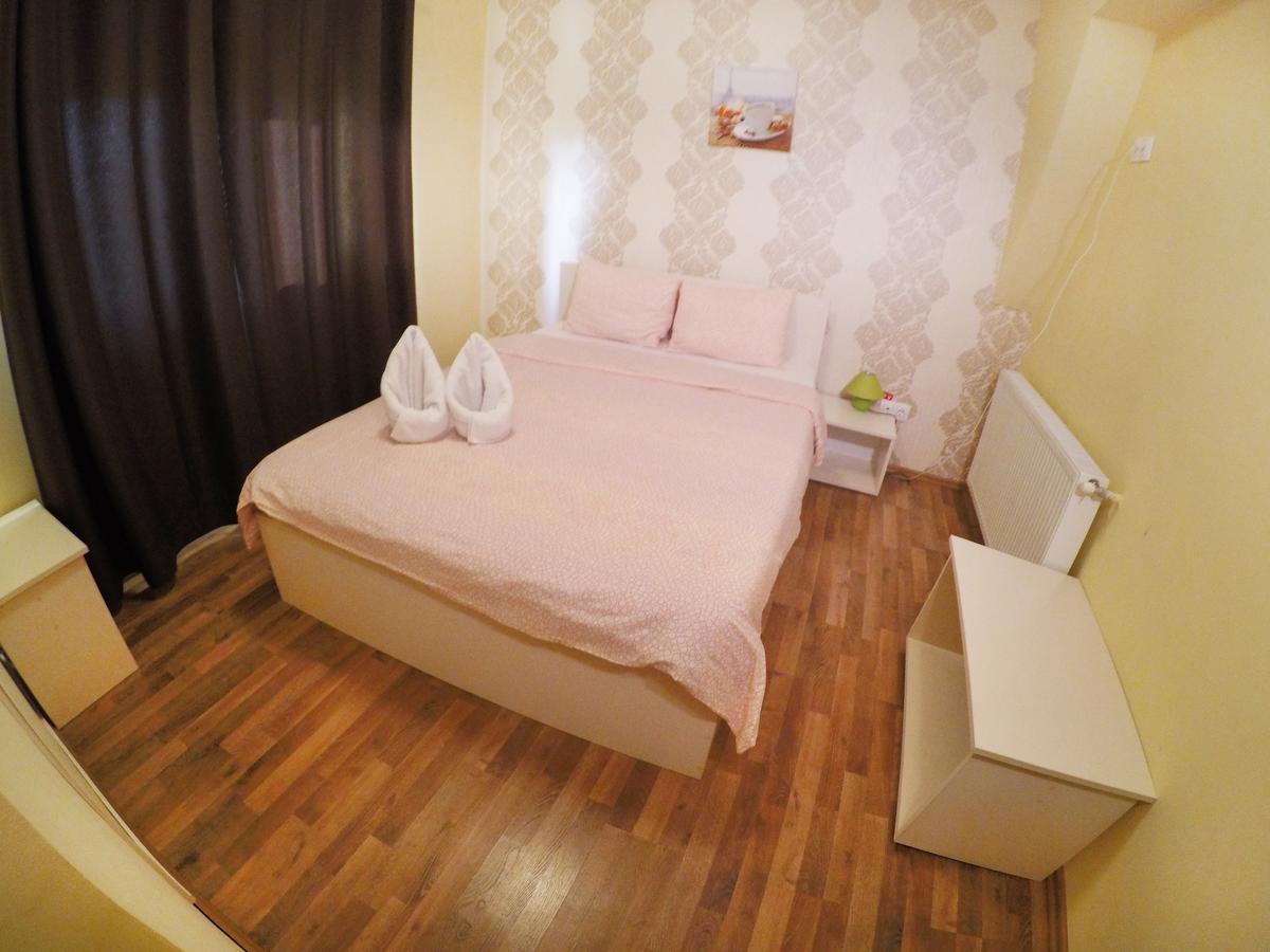 Bonsejour Hotel Брашов Екстериор снимка